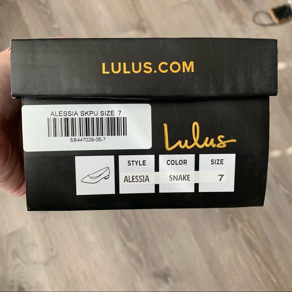 NWT Lulus Snake Print Low Pointed-Toe Heels - Picture 8 of 8